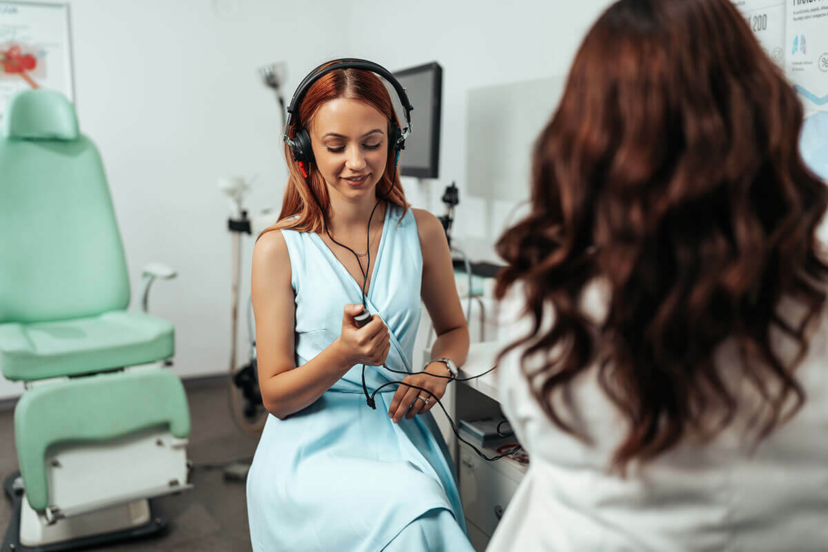 patient and doctor hearing test